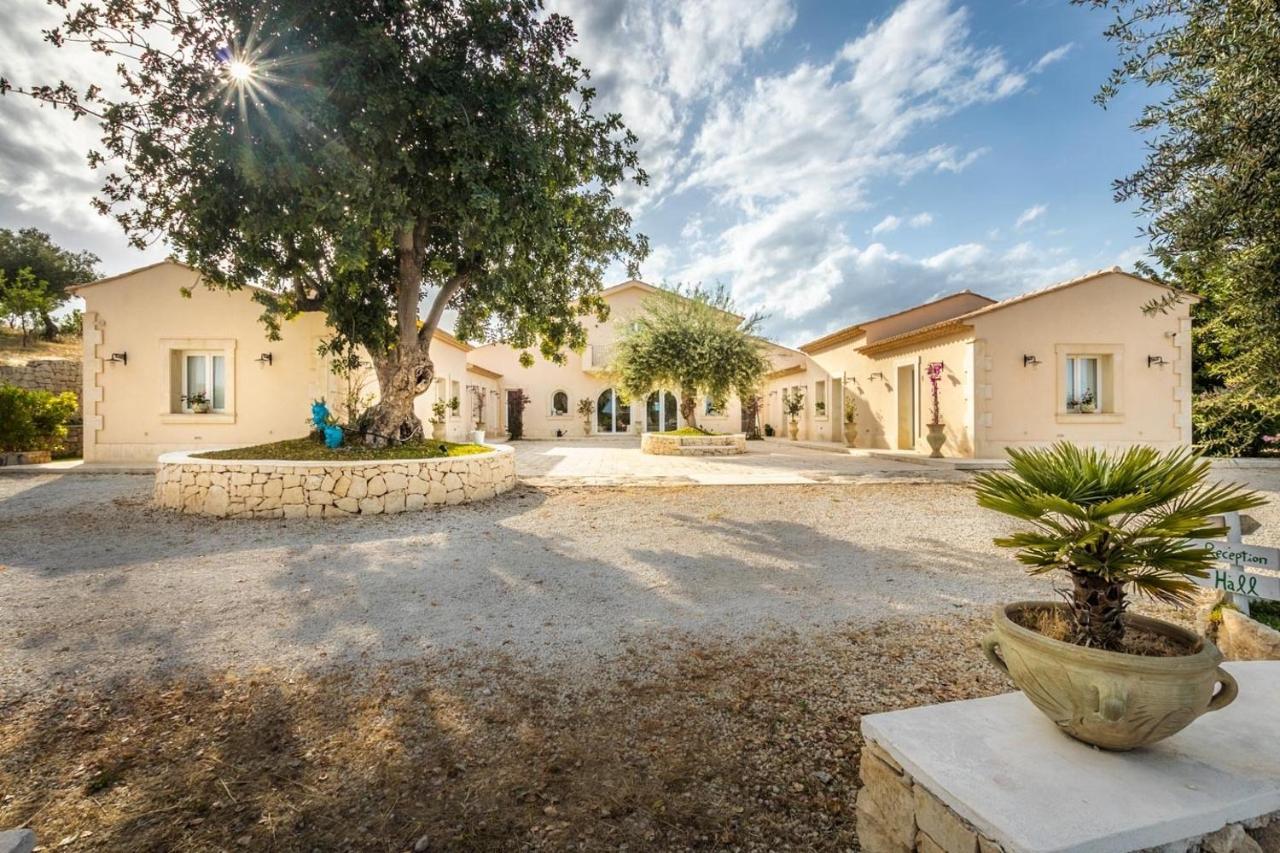 Baglio Genovesi Bed & Breakfast Noto Exterior foto